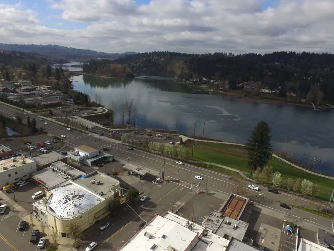Aerial view of Milwaukie, Oregon with the Willamette River — home of Milwaukie Lumber since 1939