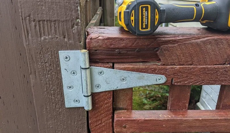 Accessories & Hardware